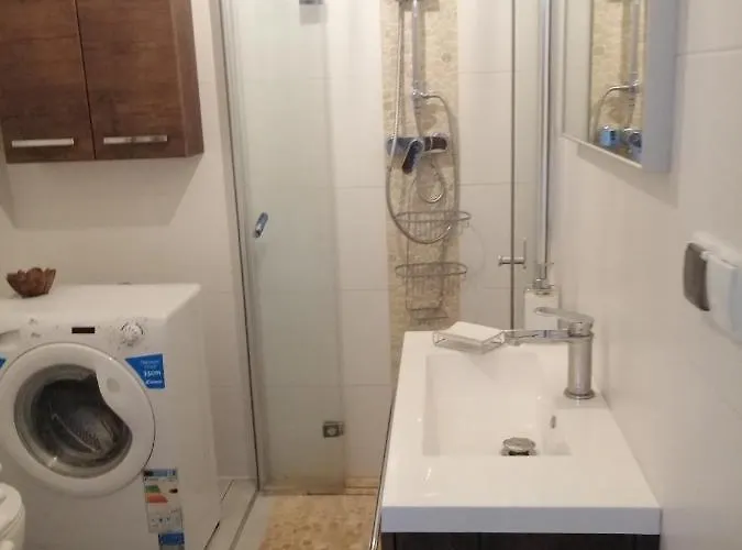 Zacisze シクラルスカ・ポレンバ