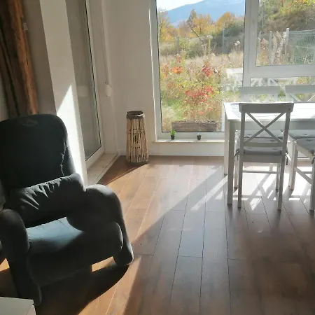 Zacisze شكلارسكا بوريبا